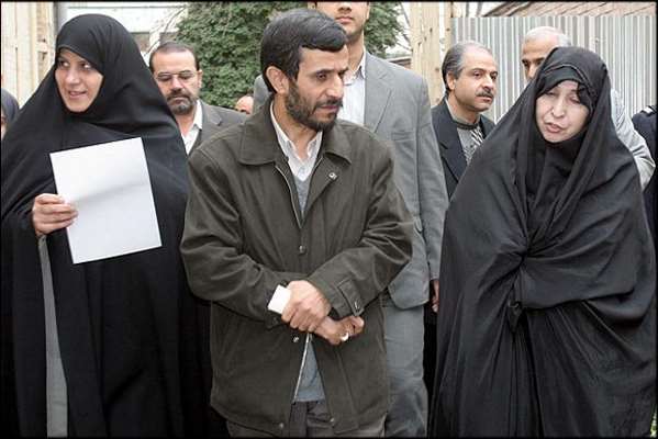 رهرا رهنورد - محمود احمدی نژاد