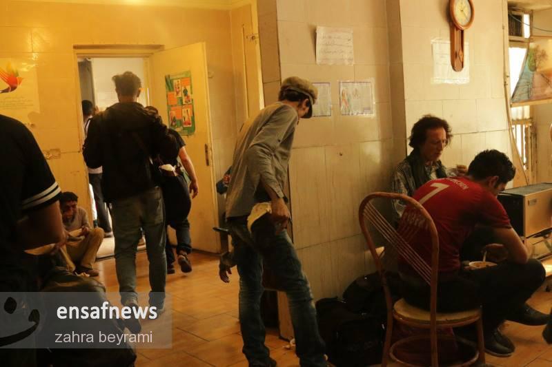 6580986987987349879881