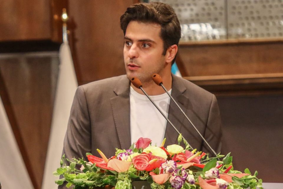 دستمزد سید علی ضیا، انصاف نیوز