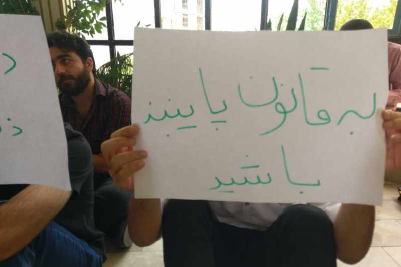 456568705453545678989