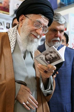 حضور رهبری در نمایشگاه کتاب