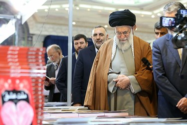 حضور رهبری در نمایشگاه کتاب