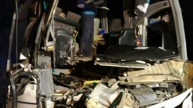 یک کشته و ۲۵ زخمی در تصادف اتوبوس با تریلی کاشان - قم