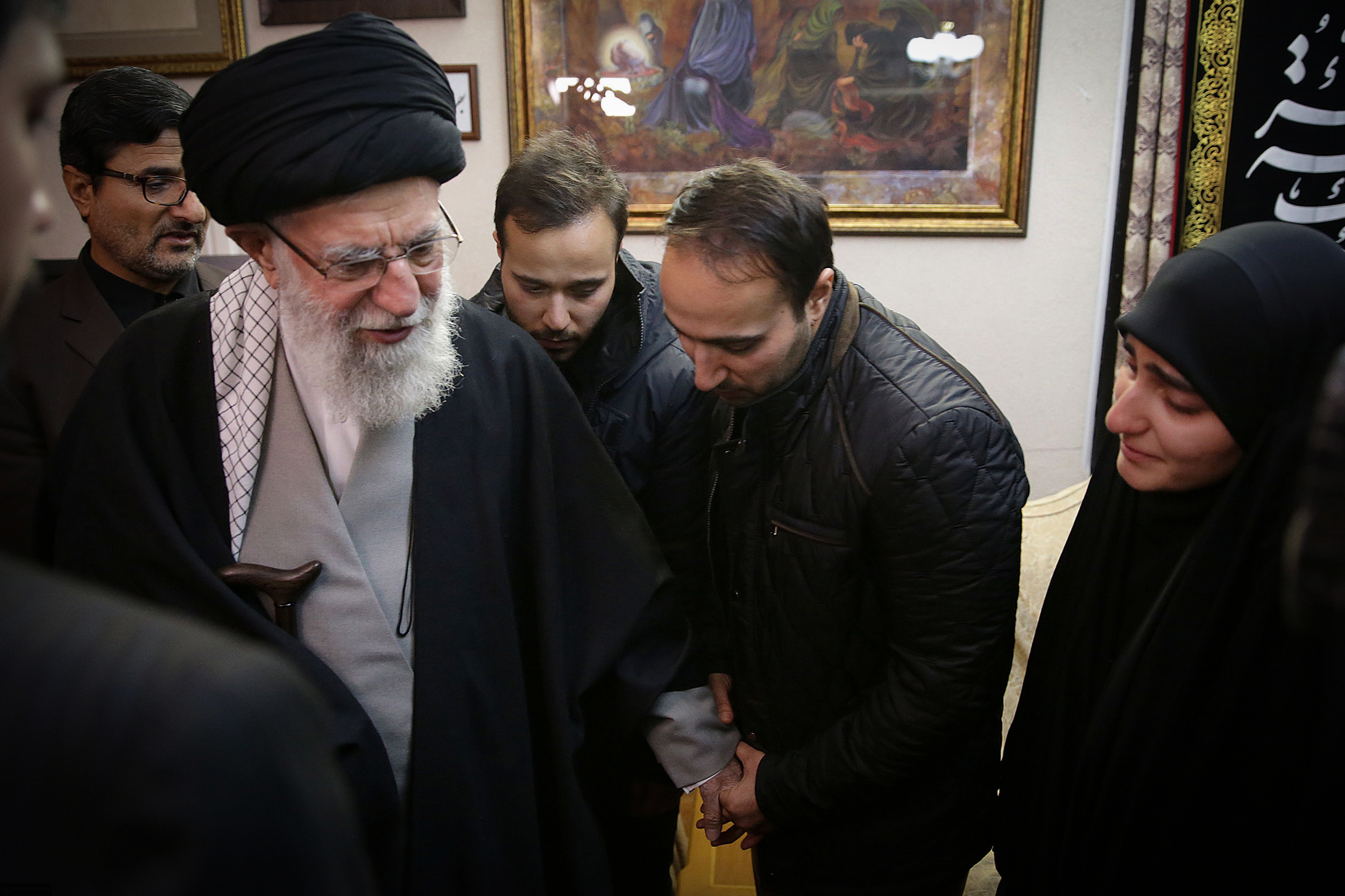 حضور رهبری در منزل شهید قاسم سلیمانی [+سخنان و‌ تصاویر]