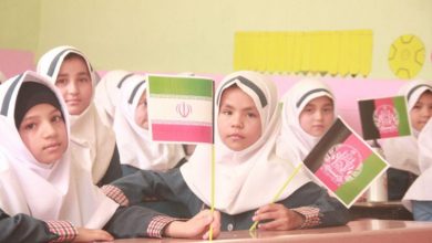 دانش آموزان افغان در ایران