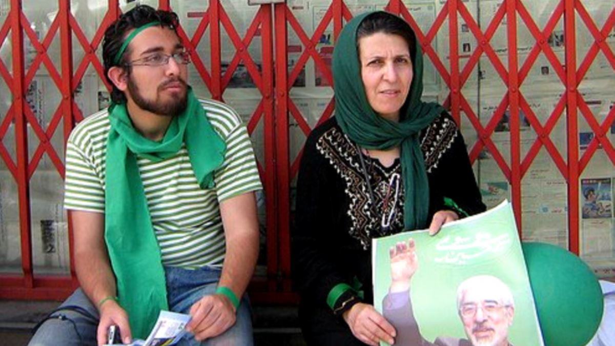 تماس تلفنی میرحسین با مادر سهراب اعرابی
