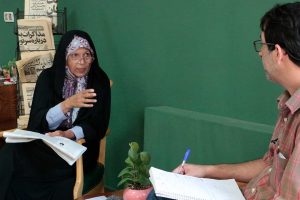 گفتوگو با فائزه هاشمی، از نصیحت به رئیسی و اژهای تا میکونوس و مسیح علینژاد