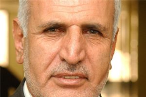 هشداری به رئیس جمهور: پول ملت فقیر به دلار تبدیل شده است!