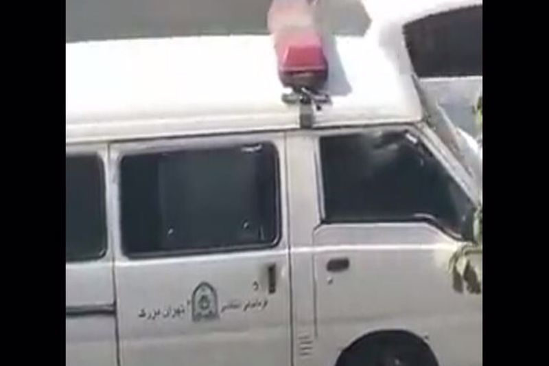 ۲۲ مهر ۱۴۰۰ واکنش پلیس به کلیپ بدرفتاری با یک زن: با ماموران برخورد انضباطی شد