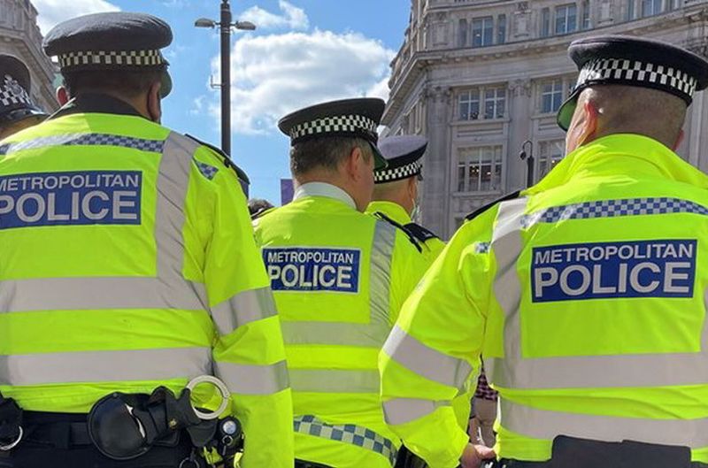 رسانه انگلیسی: 2000 پلیس انگلیسی به آزار جنسی متهم هستند