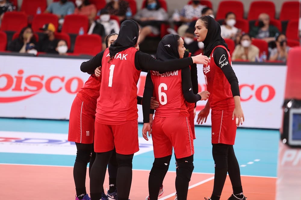 والیبال زنان ایران از صعود به نیمه نهایی جام کنفدراسیون آسیا بازماند؛ بازی تحسین برانگیز دختران والیبال برابر ژاپن