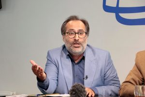 دانیال معمار