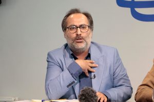 دانیال معمار