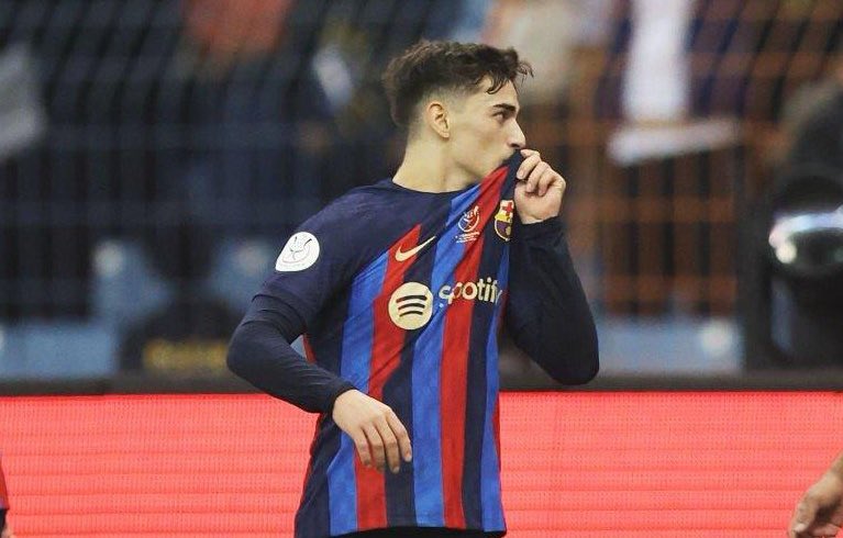 بارسلونا قهرمان سوپرجام اسپانیا شد ؛ فتح الکلاسیکو با جادوی گاوی، ژاوی و دوستان در عربستان