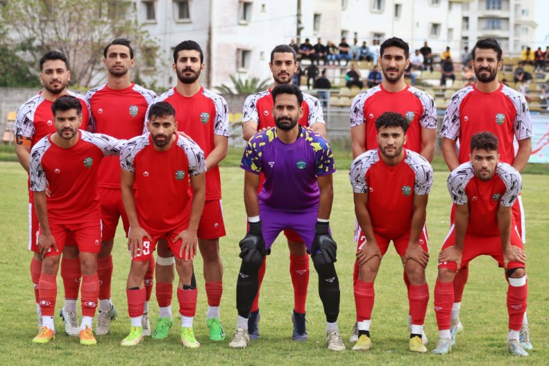 مرگ تلخ یک فوتبالیست جوان در زمین بازی