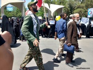 معترضان به لایحه حجاب