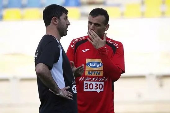 جدایی کریم باقری از پرسپولیس ؛ ممنوع الکاری گریبان آقا کریم را گرفت؟