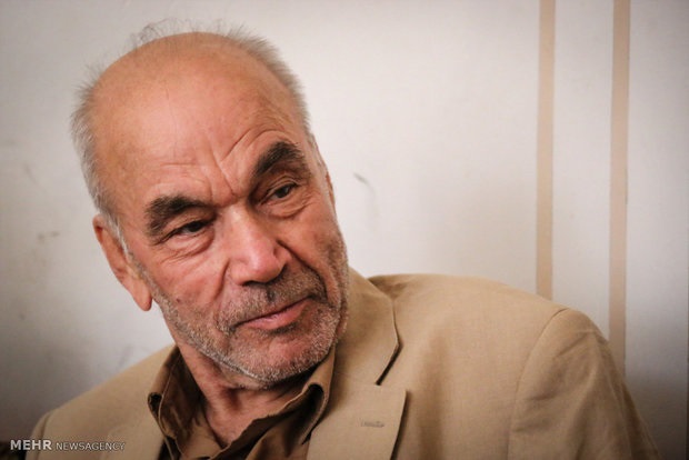 «با داوری اردکانی می‌توان به عوالم مختلف سفر کرد»