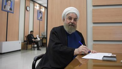 حسن روحانی گفت: ثبت‌نام کردم تا به وظیفه خود در قبال مردم عمل کنم